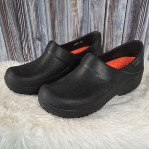 CROCS Women's Black Work Clogs Size 6W